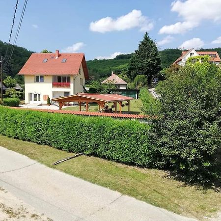 Hotel Lotuszvirag Vendeghaz Szekszárd Zewnętrze zdjęcie