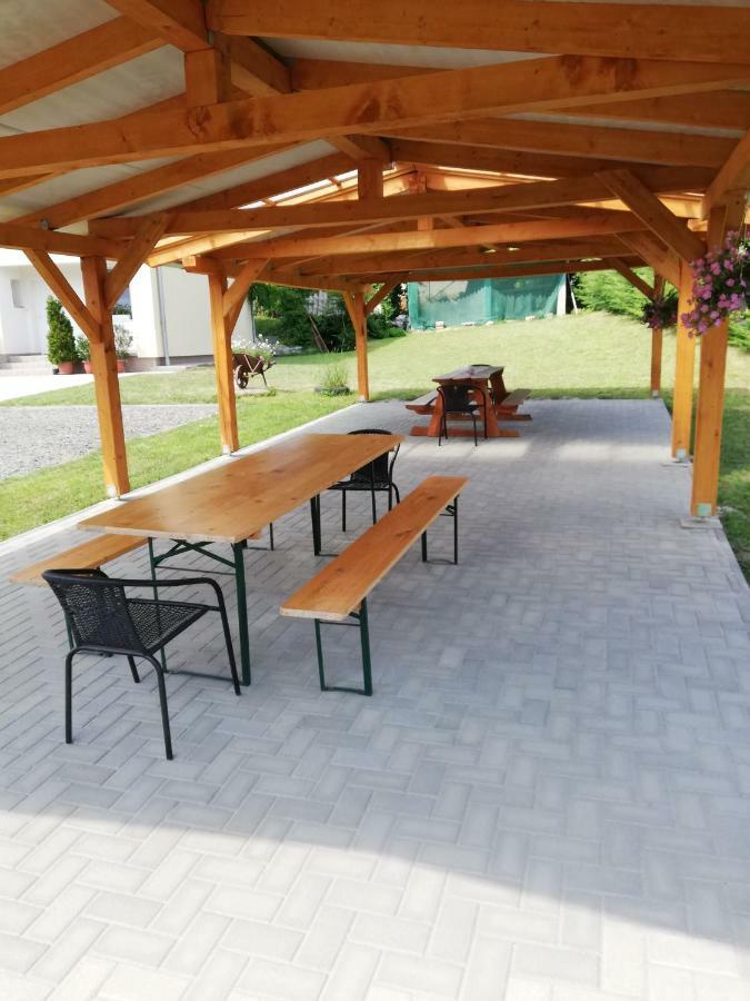 Hotel Lotuszvirag Vendeghaz Szekszárd Zewnętrze zdjęcie