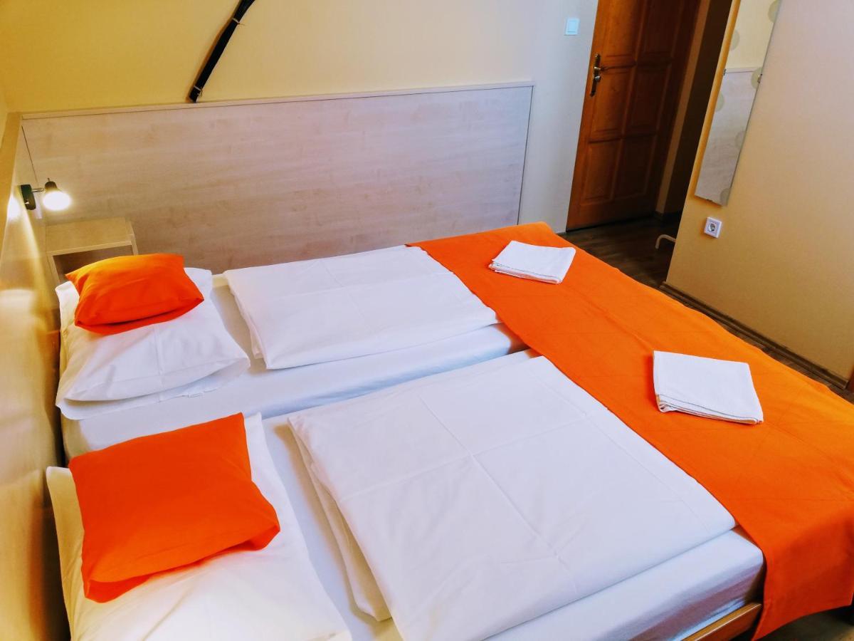 Hotel Lotuszvirag Vendeghaz Szekszárd Zewnętrze zdjęcie