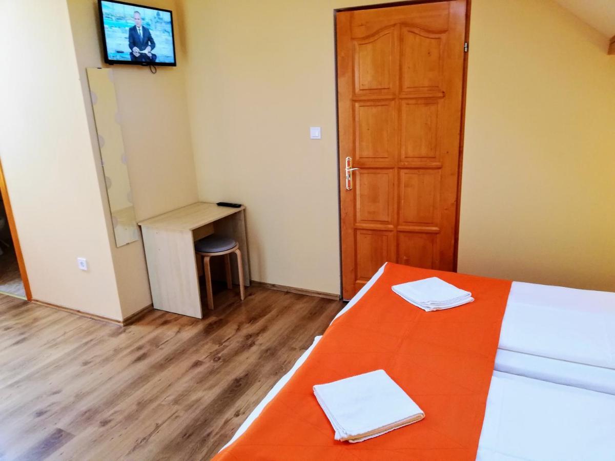 Hotel Lotuszvirag Vendeghaz Szekszárd Zewnętrze zdjęcie