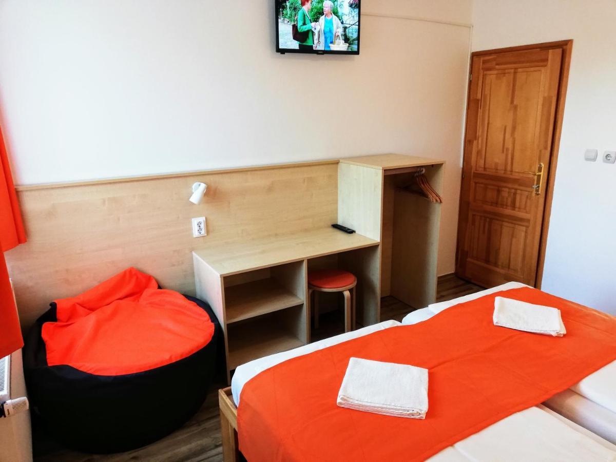 Hotel Lotuszvirag Vendeghaz Szekszárd Zewnętrze zdjęcie