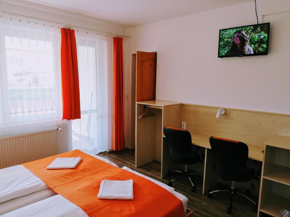 Hotel Lotuszvirag Vendeghaz Szekszárd Zewnętrze zdjęcie